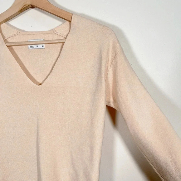 🌟✨2 for $30✨🌟 FRANK & OAK | OATMEAL V-NECK COMPACT SWEATER - Picture 7 of 14